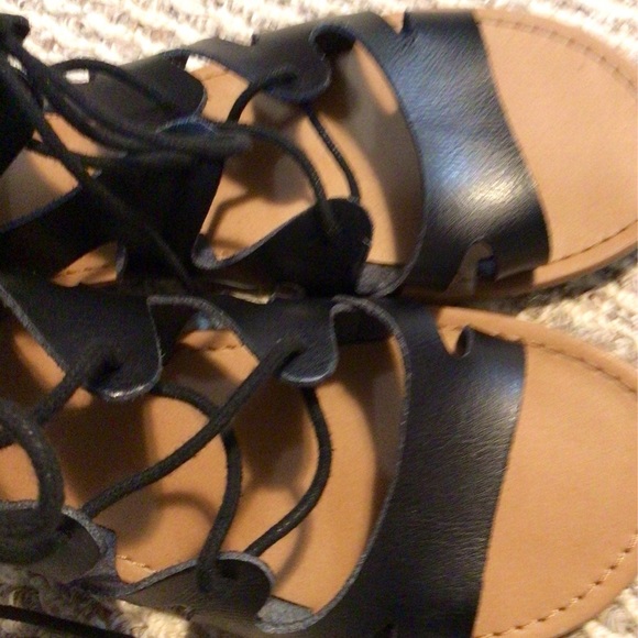NWT Gap black gladiator sandals size 7 - Picture 3 of 12